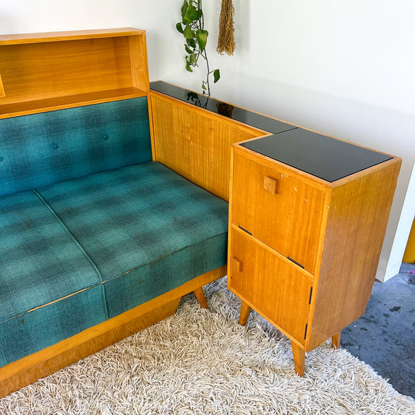 1950s DAY BED CORNER LOUNGE