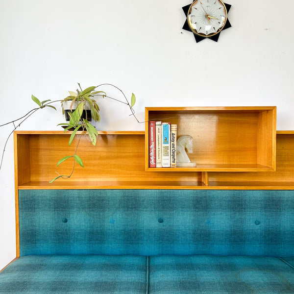 1950s DAY BED CORNER LOUNGE