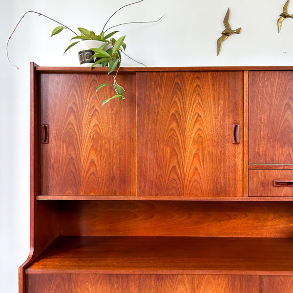 GAINSBOROUGH SIDEBOARD COCKTAIL CABINET