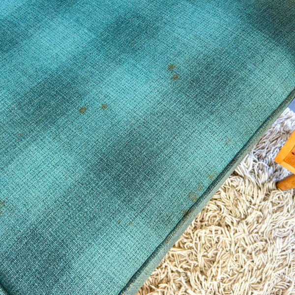 1950s DAY BED CORNER LOUNGE