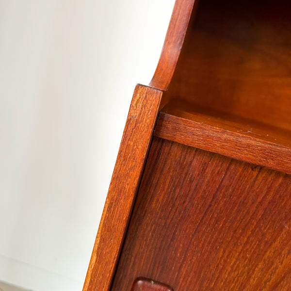 GAINSBOROUGH SIDEBOARD COCKTAIL CABINET