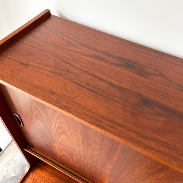 GAINSBOROUGH SIDEBOARD COCKTAIL CABINET