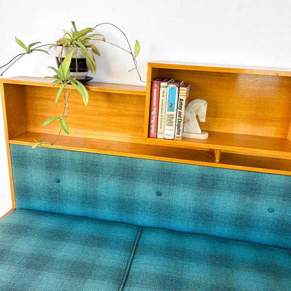 1950s DAY BED CORNER LOUNGE