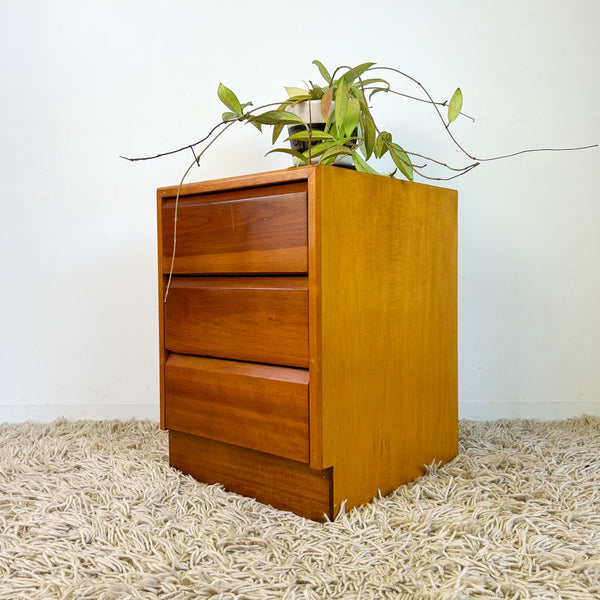 EASTGATE BEDSIDE DRAWERS