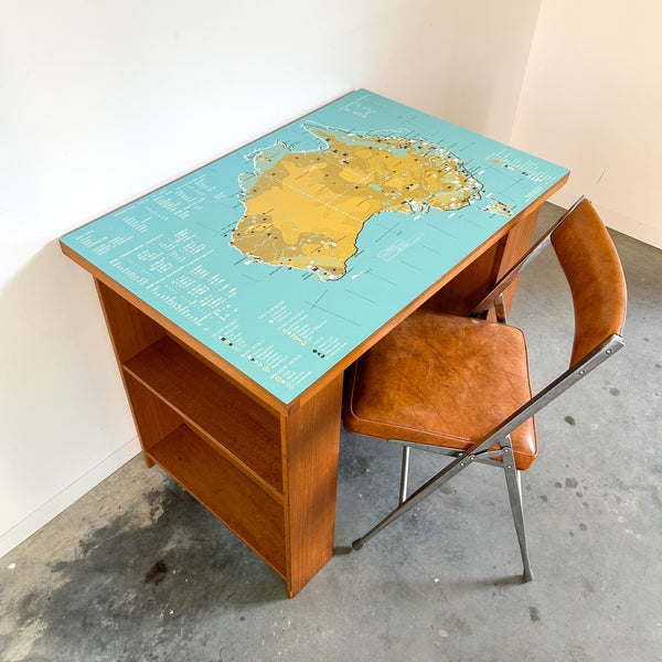 AUSTRALIA MAP DESK