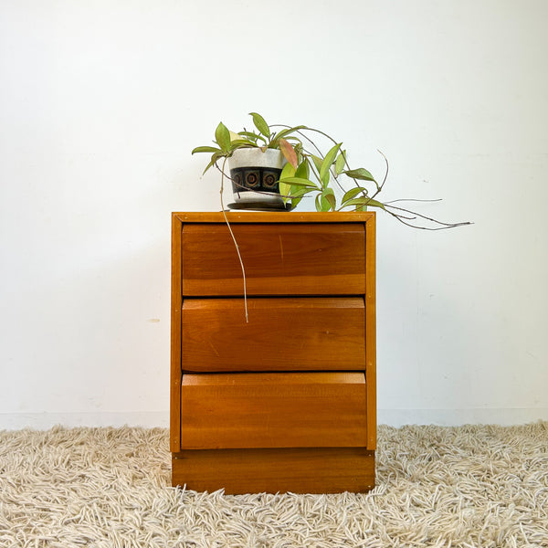 EASTGATE BEDSIDE DRAWERS