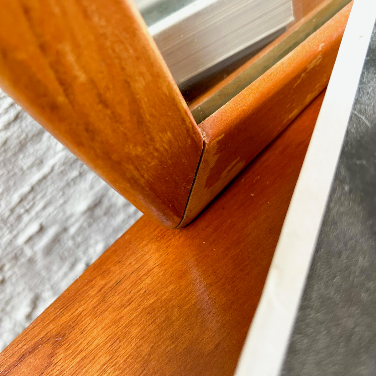 DRESSER DRAWERS WITH MIRROR