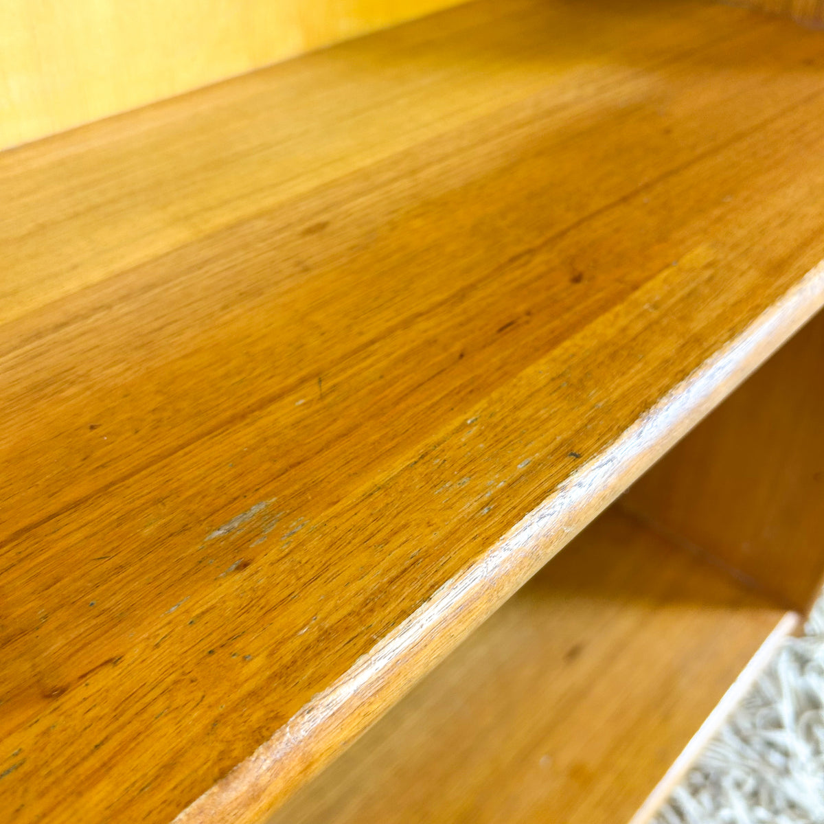 HARDWOOD BOOKCASE W DOVETAIL JOINERY