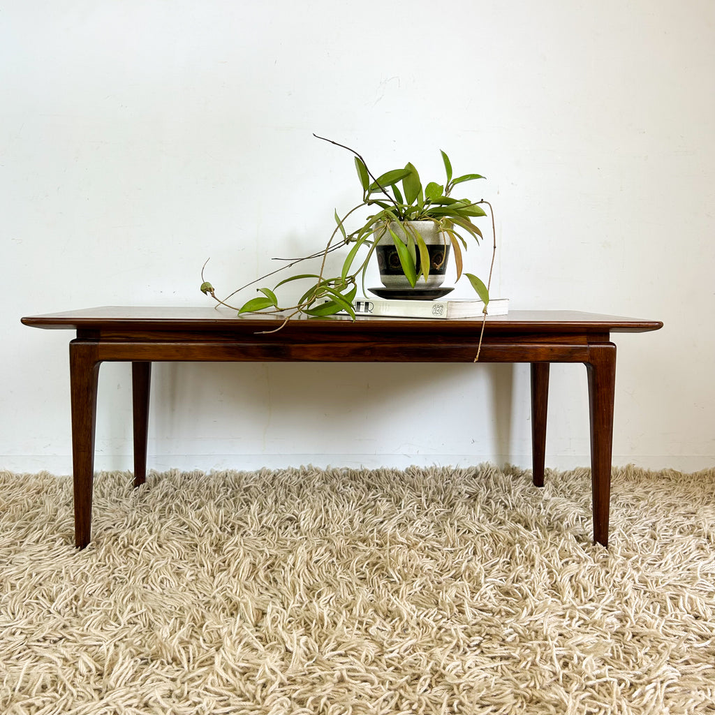SOLID TIMBER COFFEE TABLE