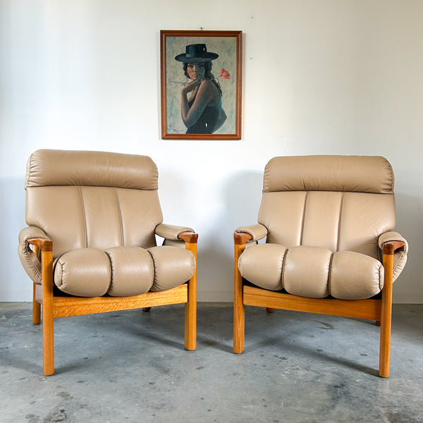 TESSA WELLINGTON LEATHER ARMCHAIRS