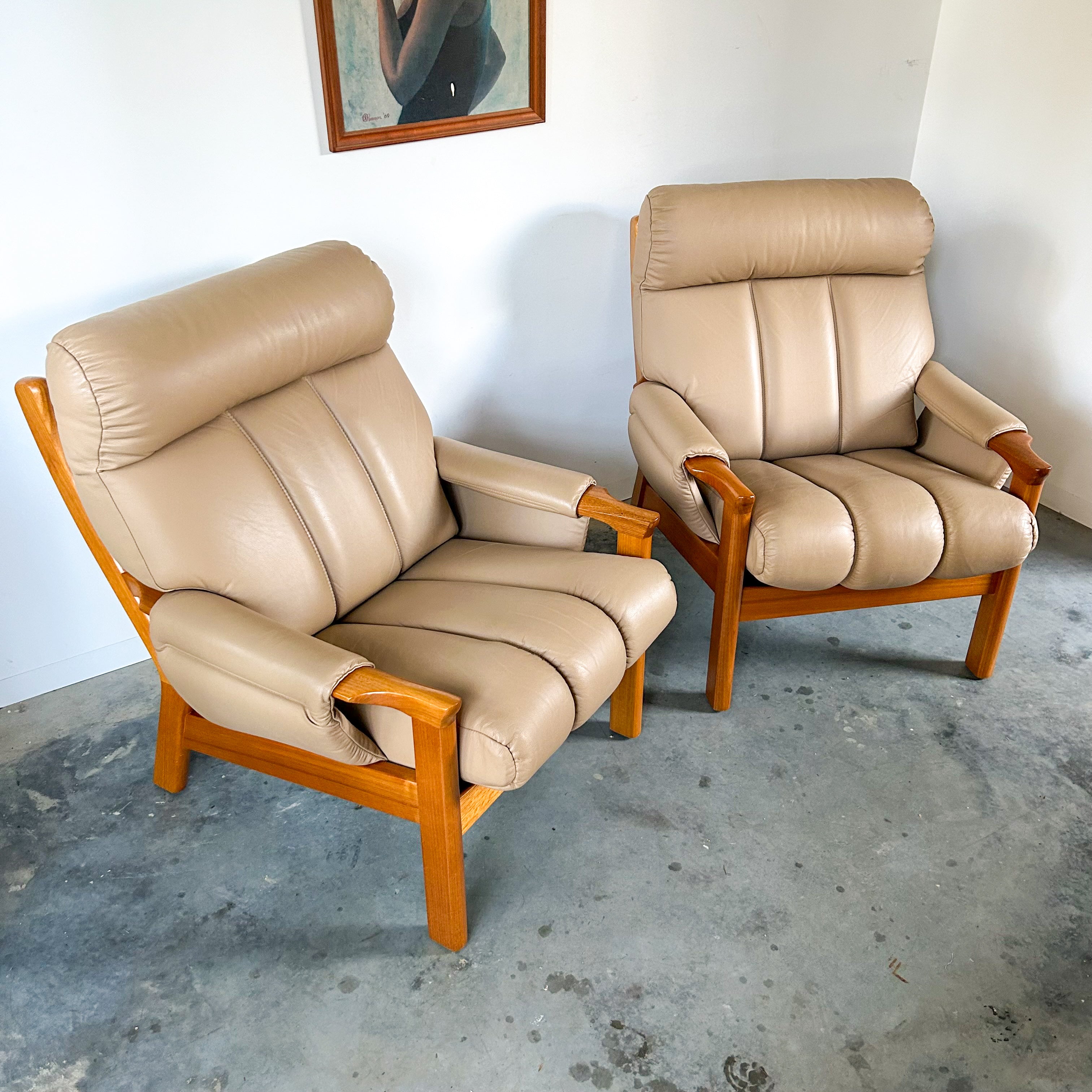 TESSA WELLINGTON LEATHER ARMCHAIRS