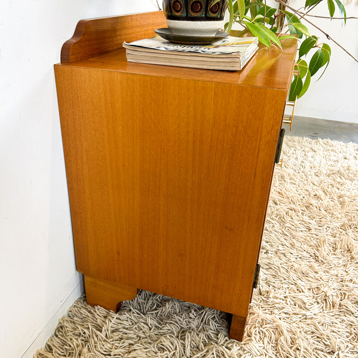 PETITE ART DECO SIDEBOARD CABINET