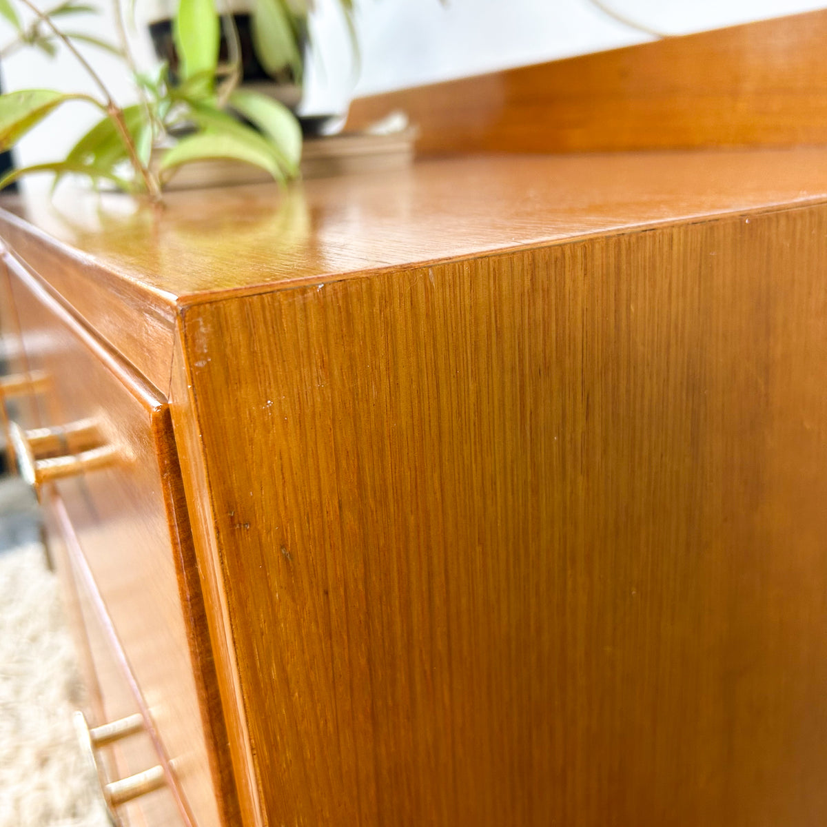 PETITE ART DECO SIDEBOARD CABINET