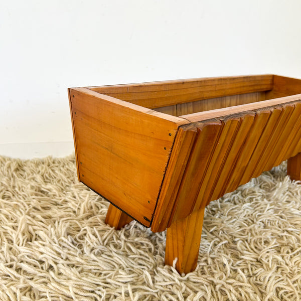 PINE PLANTER BOX
