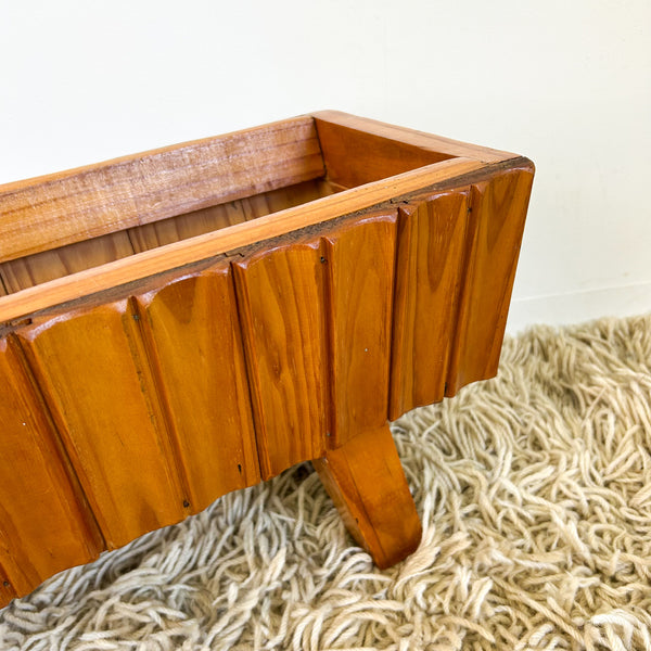PINE PLANTER BOX