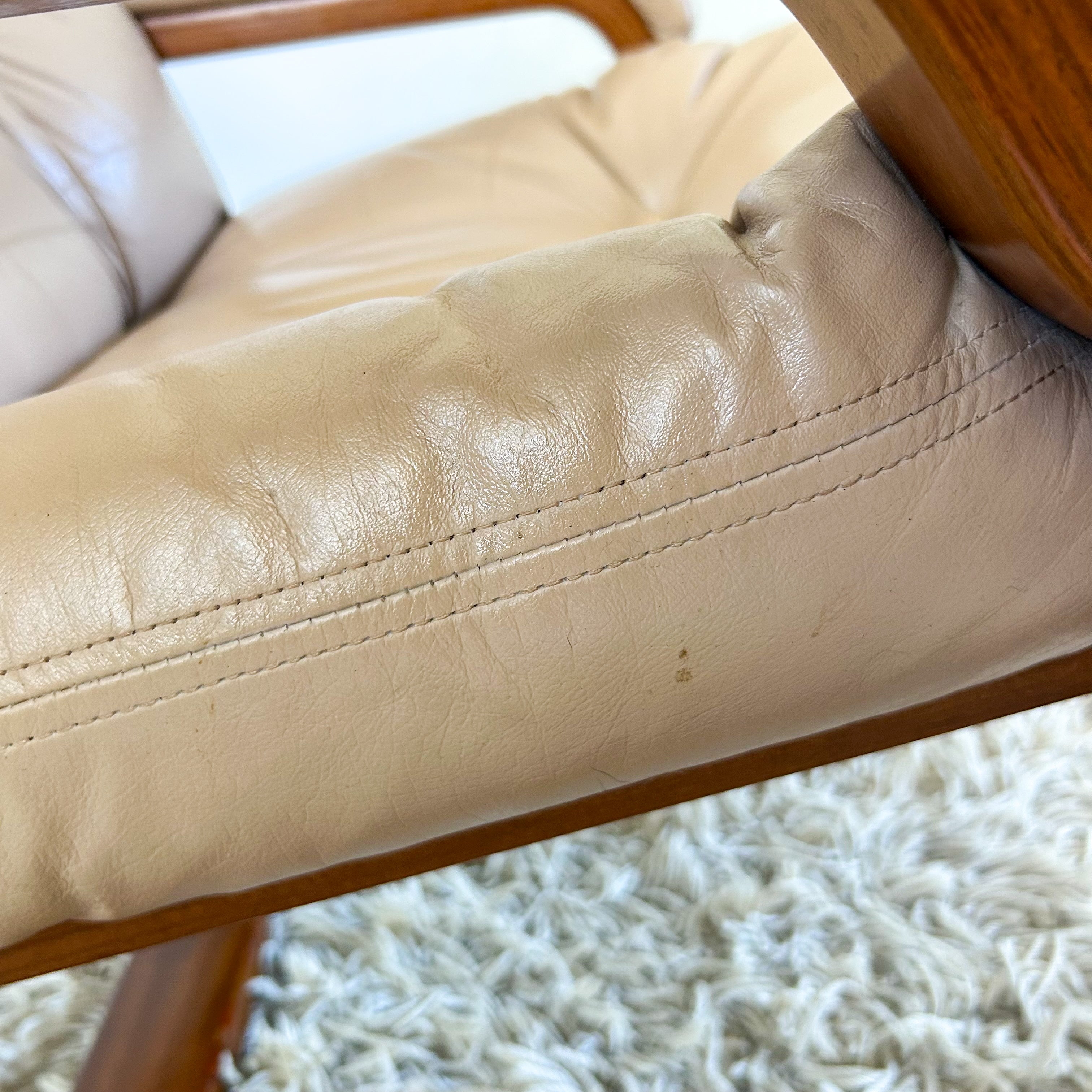BEIGE LEATHER CANTILEVER ARMCHAIR #1