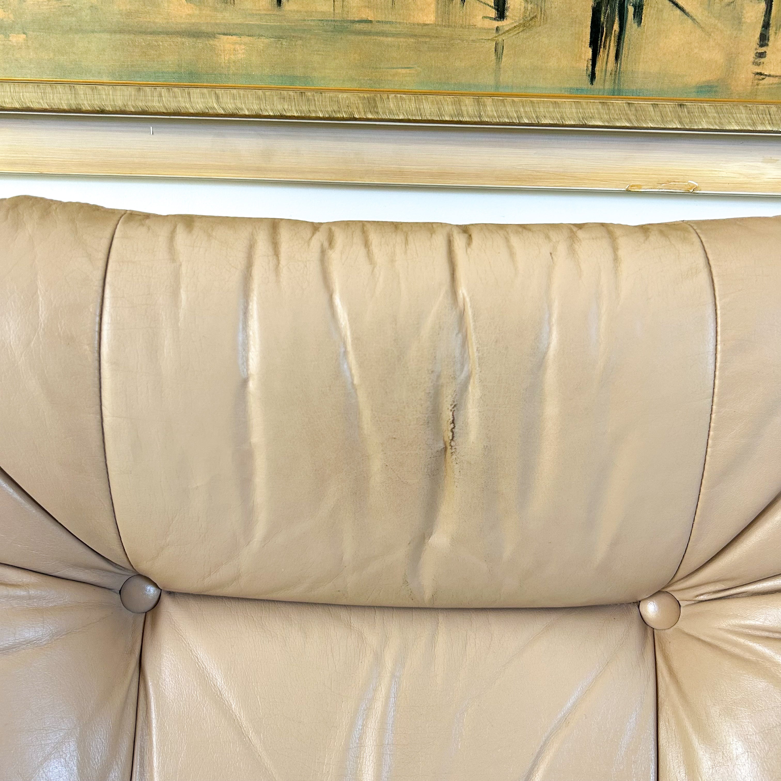 BEIGE LEATHER CANTILEVER ARMCHAIR #1