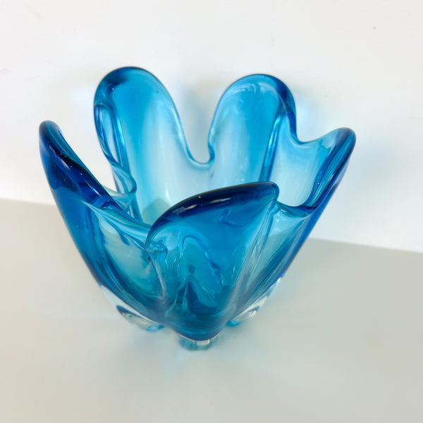 BLUE HANDKERCHIEF BOWL