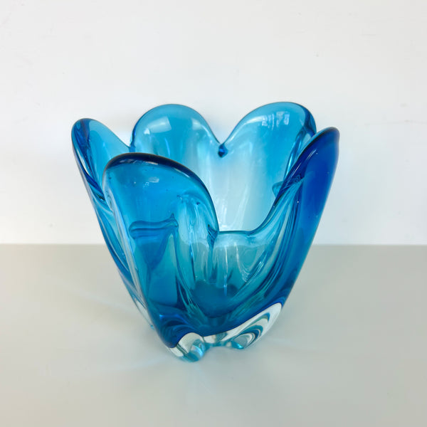 BLUE HANDKERCHIEF BOWL