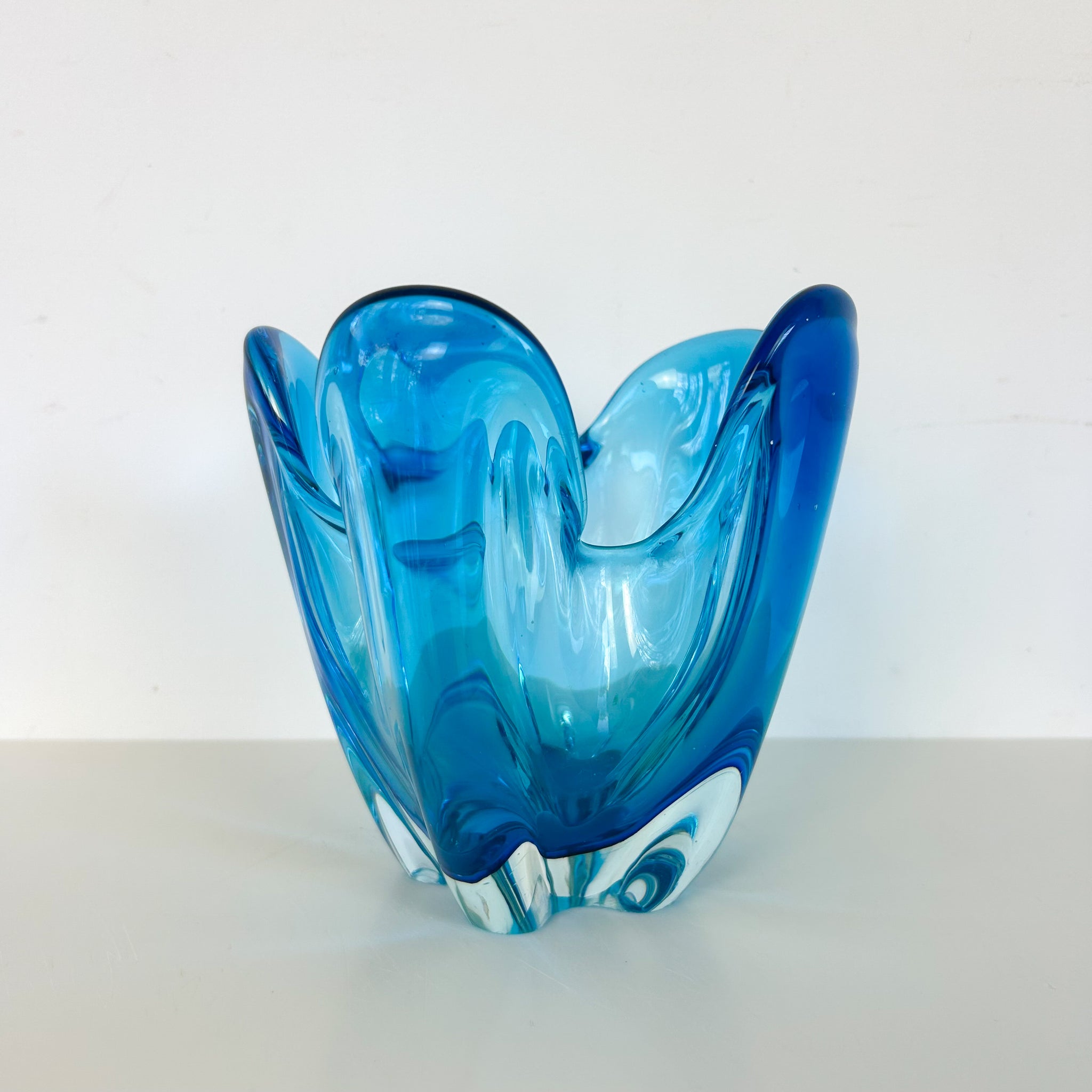 BLUE HANDKERCHIEF BOWL