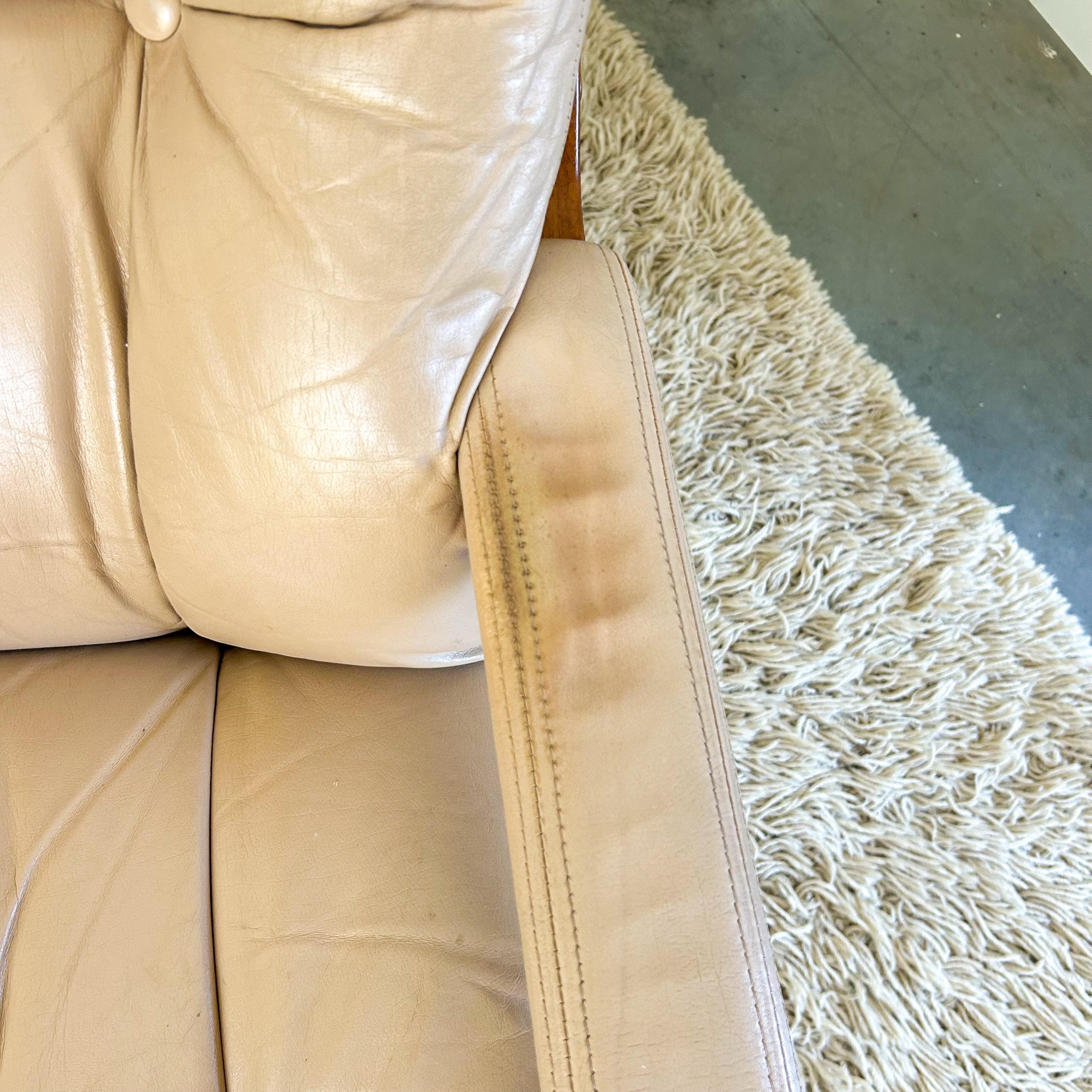BEIGE LEATHER CANTILEVER ARMCHAIR #2