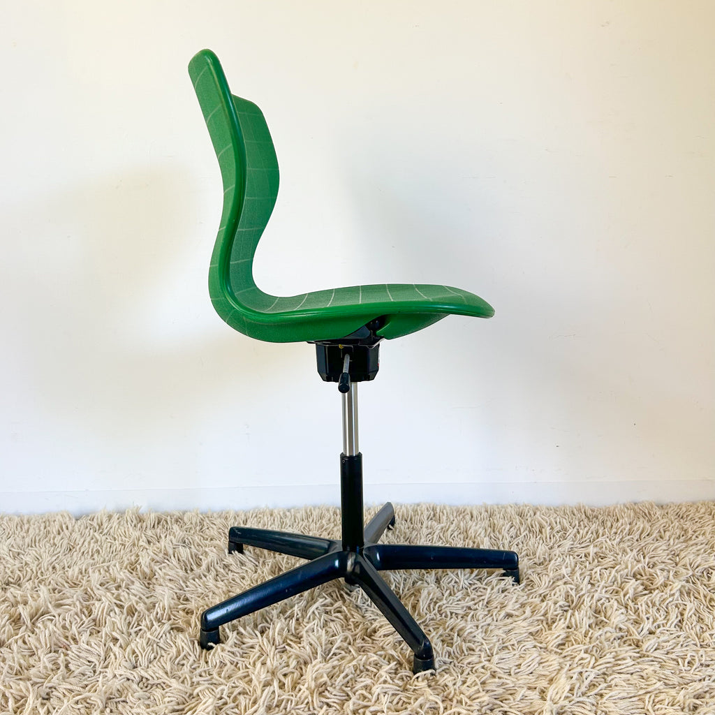 VERNER PANTON SWIVEL CHAIRS