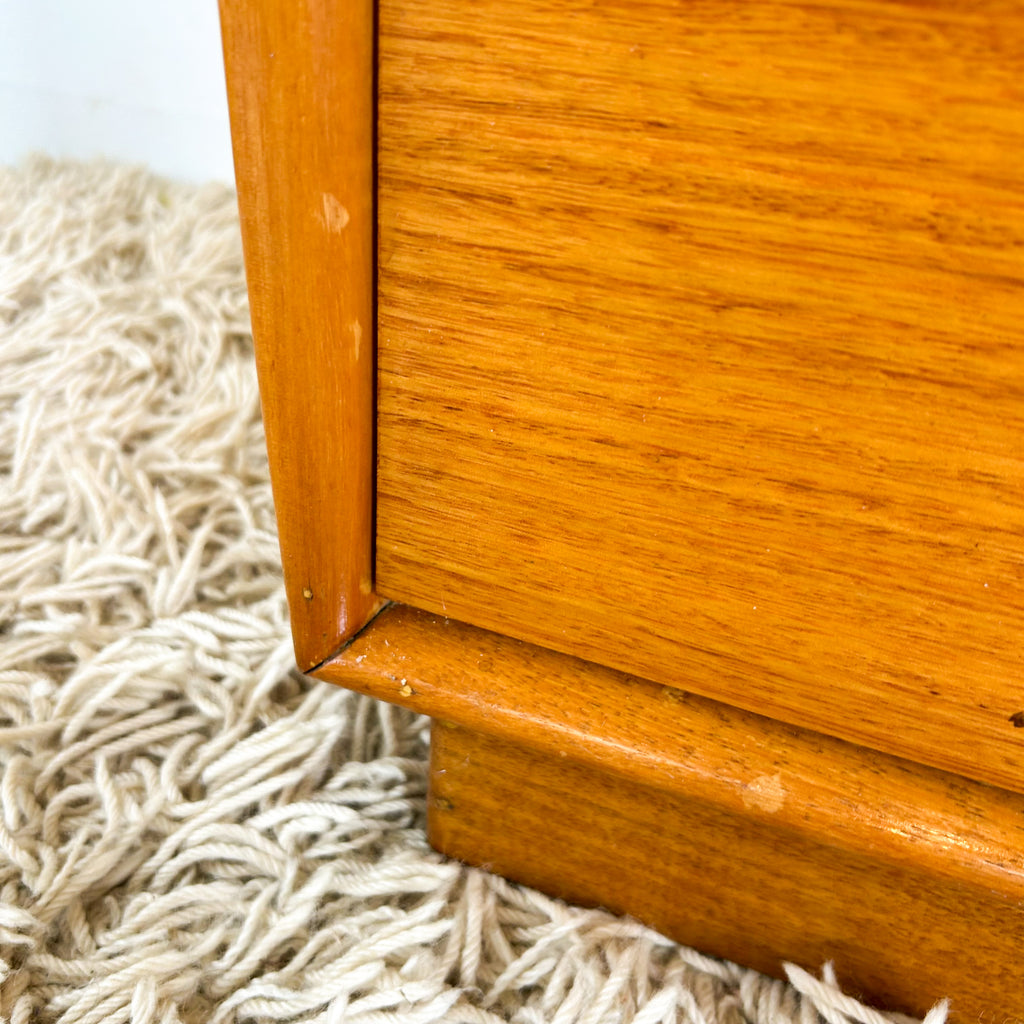 ALROB DRESSER DRAWERS WITH MIRROR