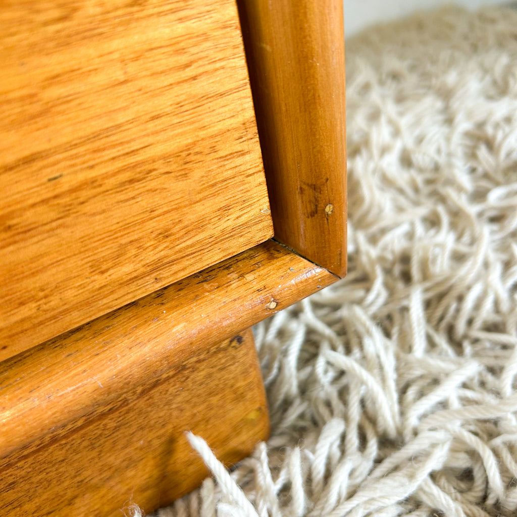 ALROB DRESSER DRAWERS WITH MIRROR
