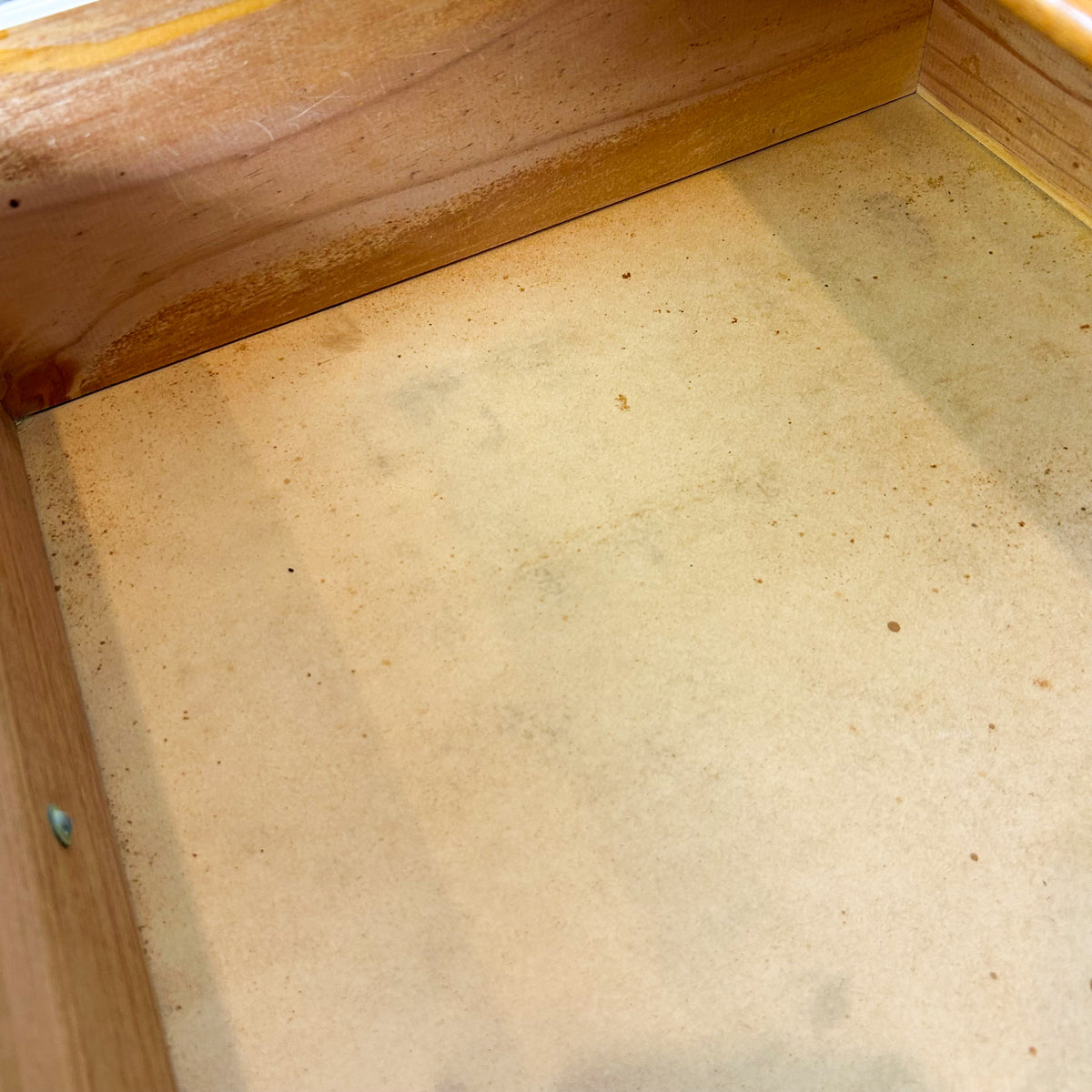 ALROB DRESSER DRAWERS WITH MIRROR