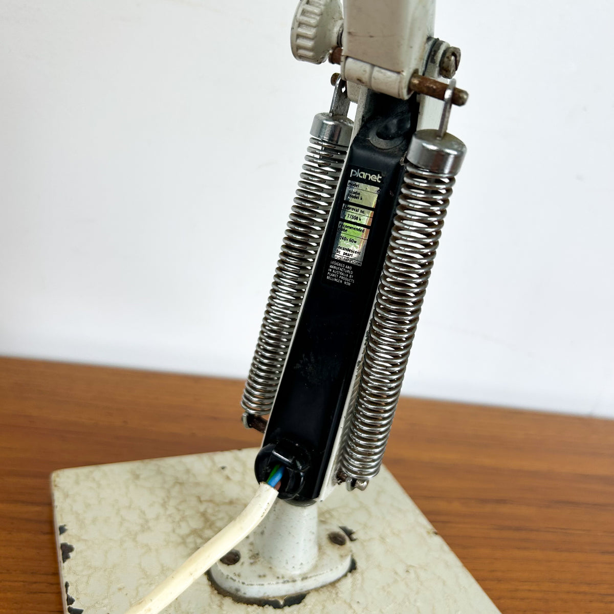 PLANET STUDIO K DESK LAMP CREAM - HEY JUDE WORKSHOP • Vintage furniture & objects Melbourne