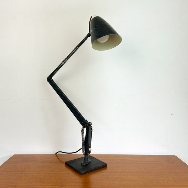 PLANET STUDIO K DESK LAMP CHARCOAL