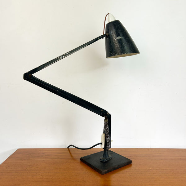 PLANET STUDIO K DESK LAMP CHARCOAL