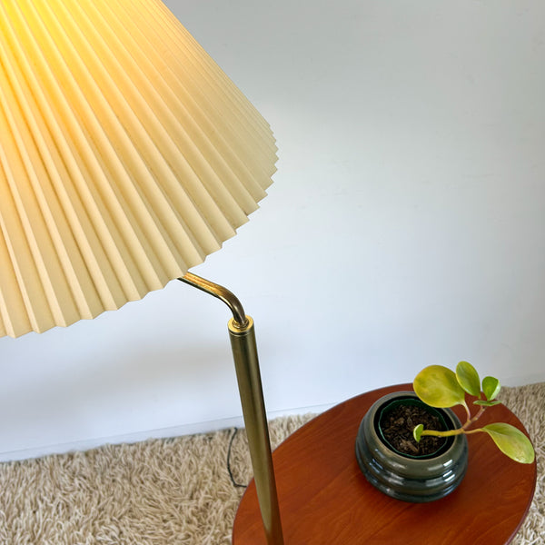 LAMP TABLE