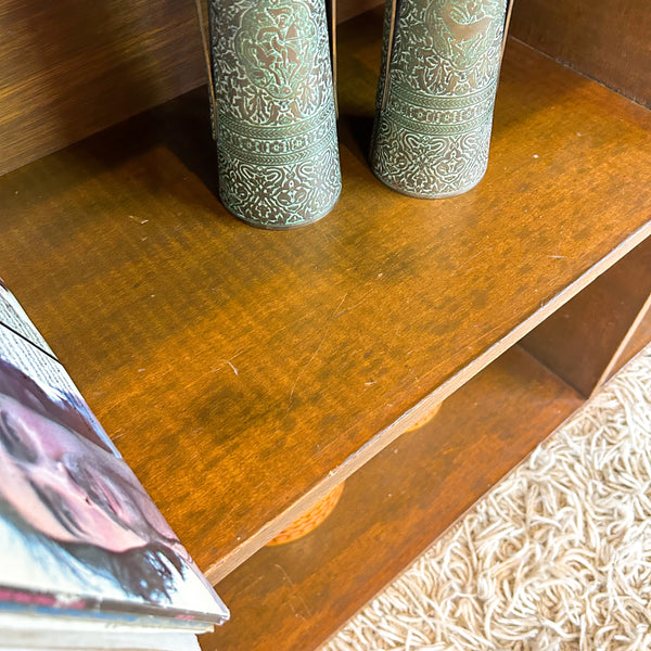 LARGE ALCOVE BOOKCASE