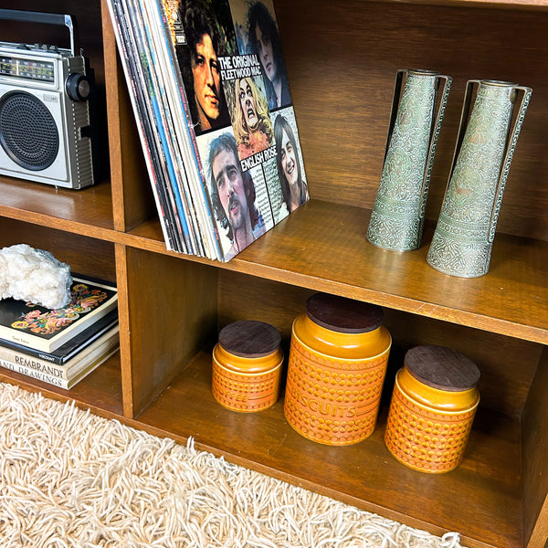LARGE ALCOVE BOOKCASE