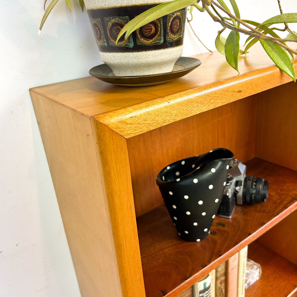 SMALL WOODEN BOOKCASE