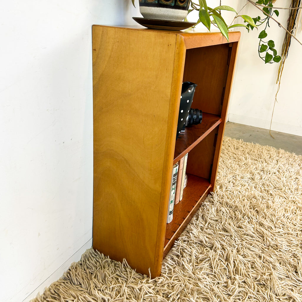 SMALL WOODEN BOOKCASE