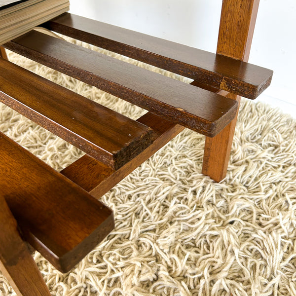 COFFEE TABLE WITH SLATTED MAGAZINE RACK