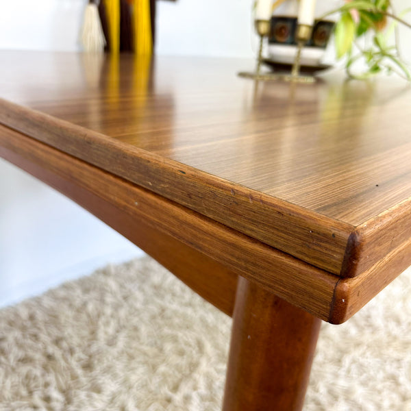 CHATLEY EXTENSION DINING TABLE