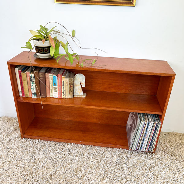 HARDWOOD BOOKCASE