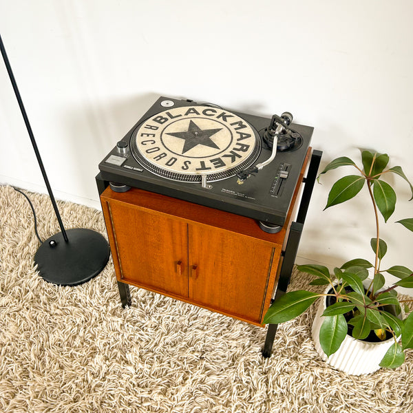 RECORD CABINET