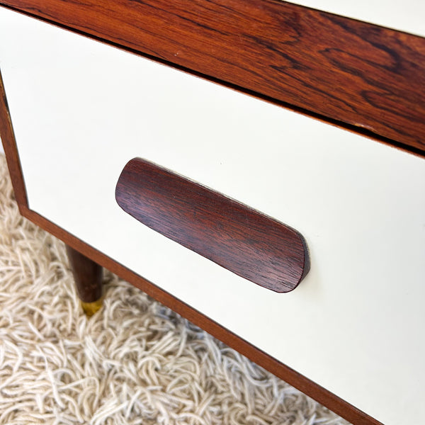 BEDSIDE DRAWERS