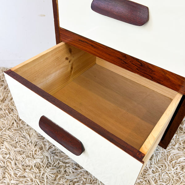 BEDSIDE DRAWERS