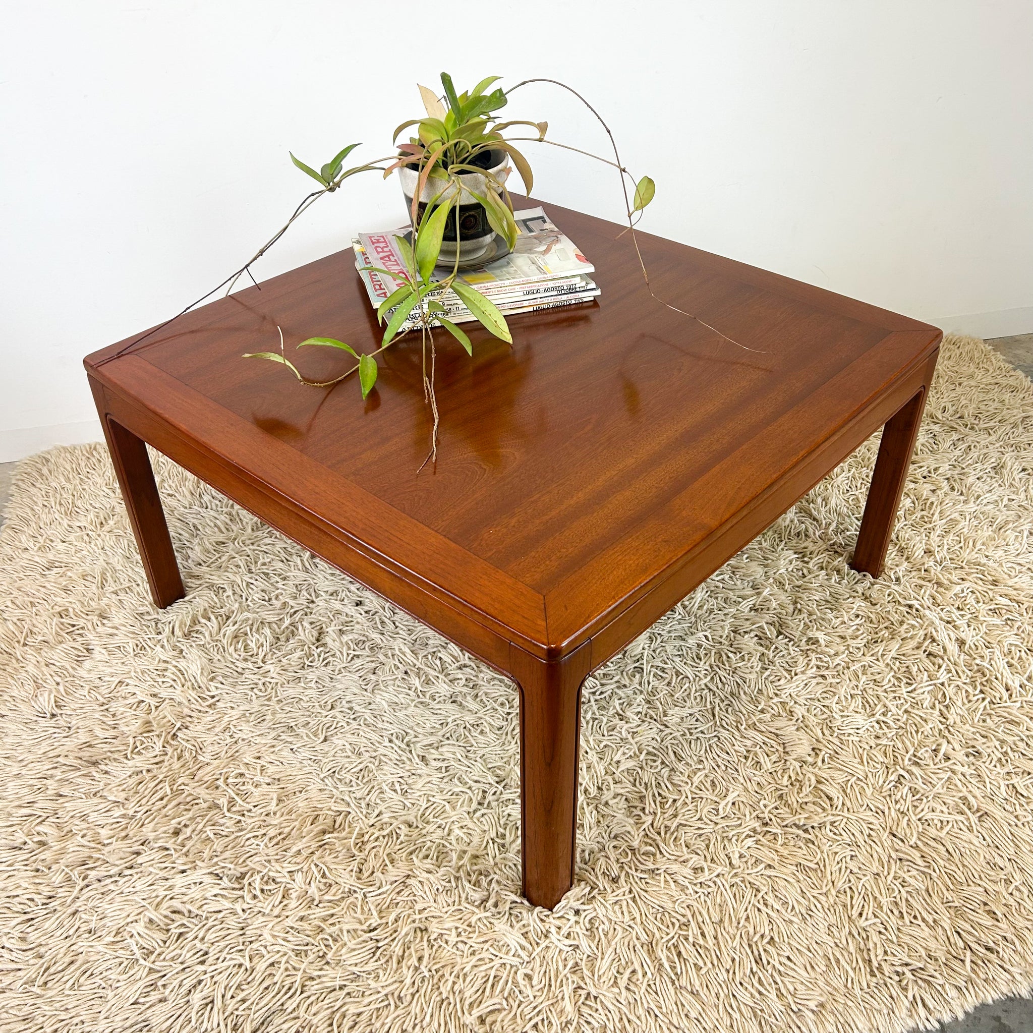 NOBLETT COFFEE TABLE