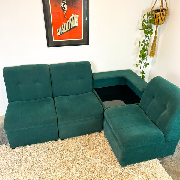 MODULAR SOFA WITH CORNER COFFEE TABLE