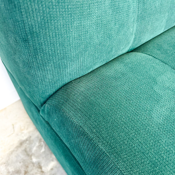MODULAR SOFA WITH CORNER COFFEE TABLE