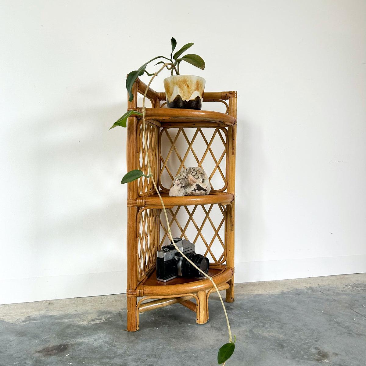 CANE CORNER SHELVES