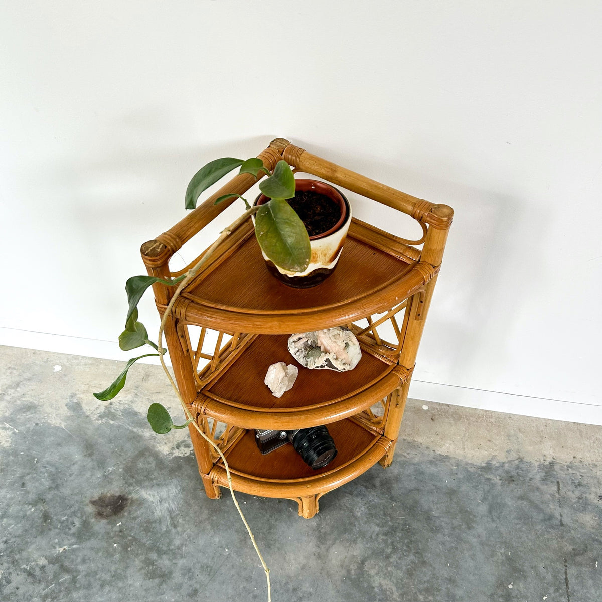 CANE CORNER SHELVES
