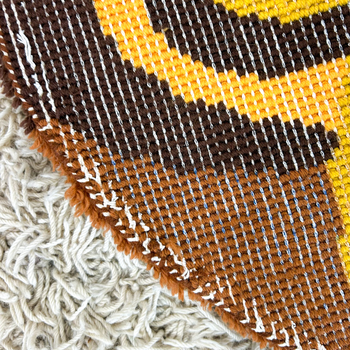 70s LATCH HOOK RUG