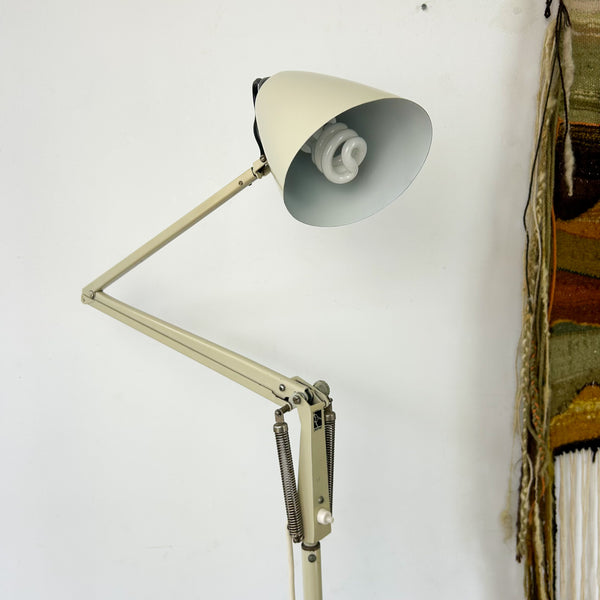 PLANET STUDIO K FLOOR LAMP